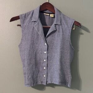Classic Navy and White Sleeveless Button-Up Top